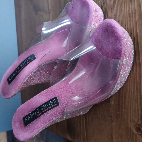 Platforms - Picture 12 of 16